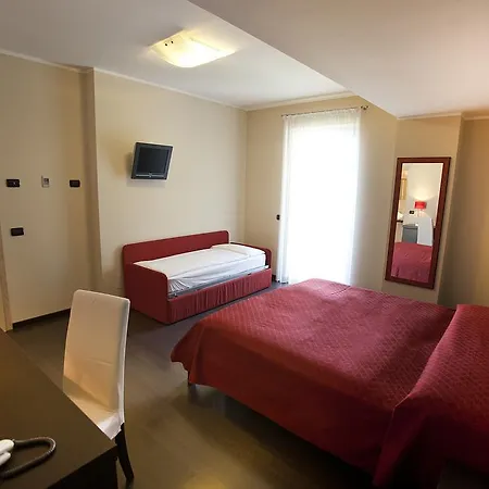 Hotel Smeralda 3*